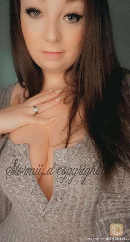 Top 8✨ $7 to sub to her vip page. Sale ends tonight!!  • ful..