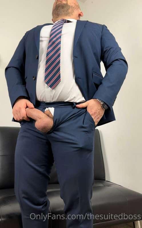 thesuitedboss image #2