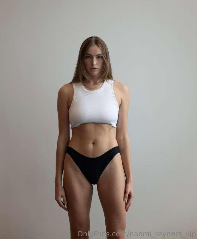 naomi_reyner image #0