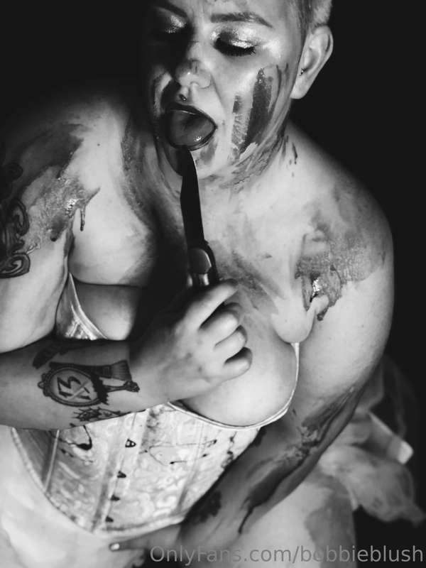 Do I have an oral fixation? Or do I just really like knives?