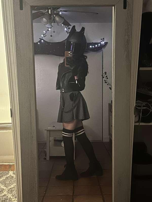 😸