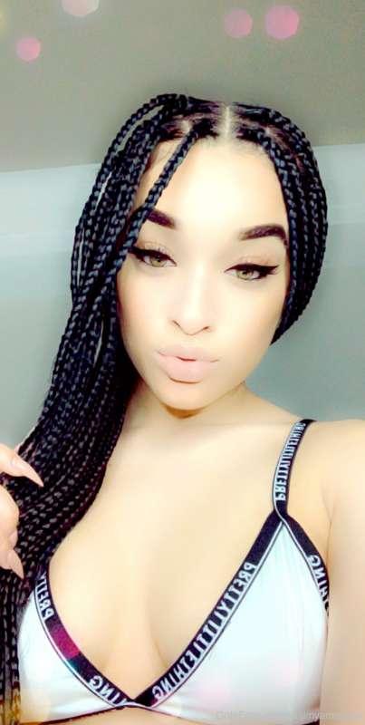 Do you like the new hairstyle? ☺️