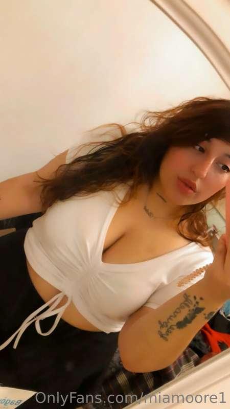 miamoore1 image #0