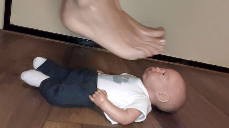 Superslomo moneyshots of barefeet face jumping on realistic doll