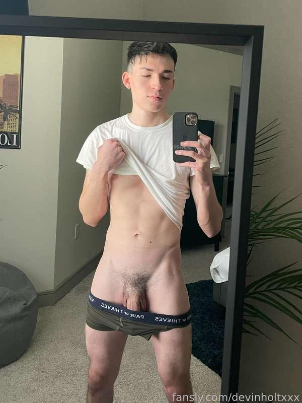 devinholtxxx image #1