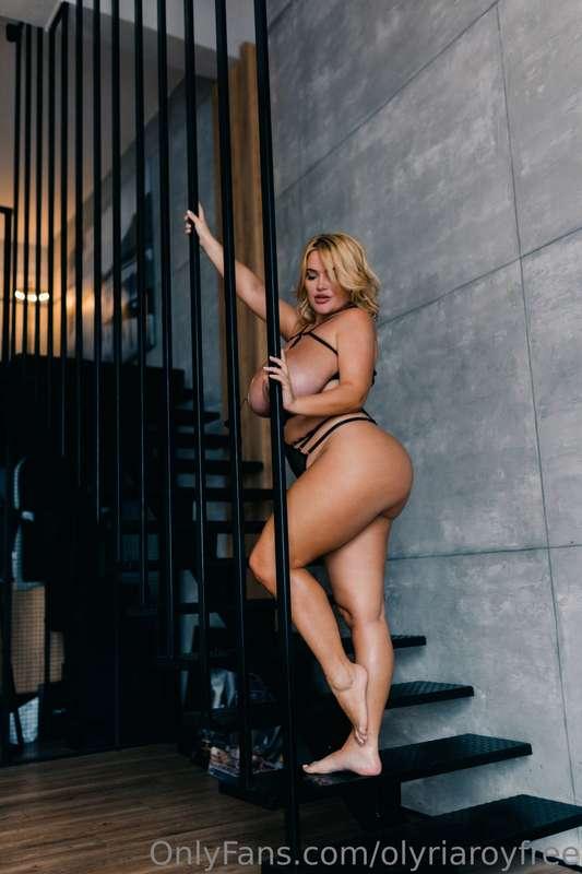 My VIP ONLYFANS is unbelievably HOT🔥🔥--- and getting HOTTER ..