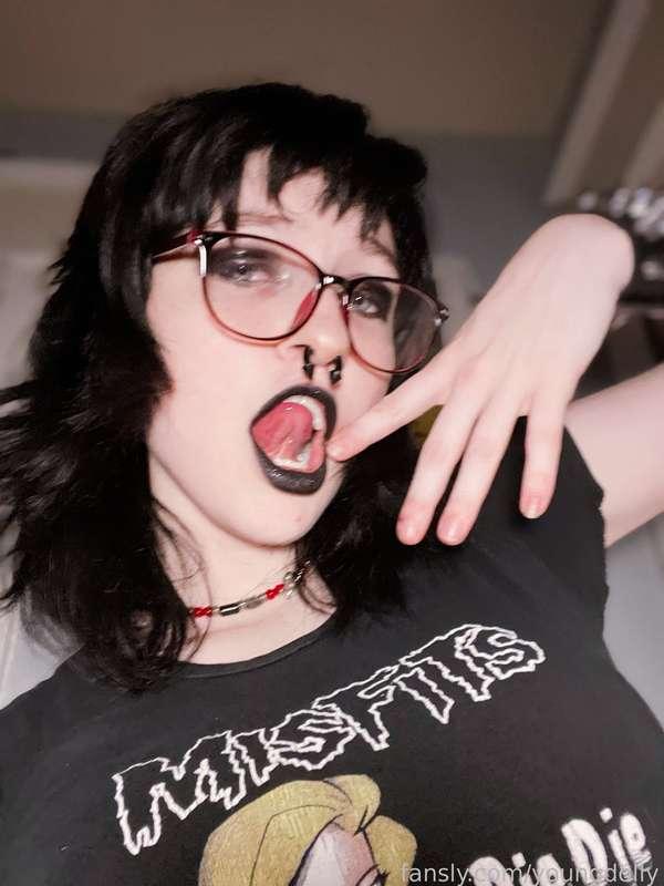 youngdolly image #5