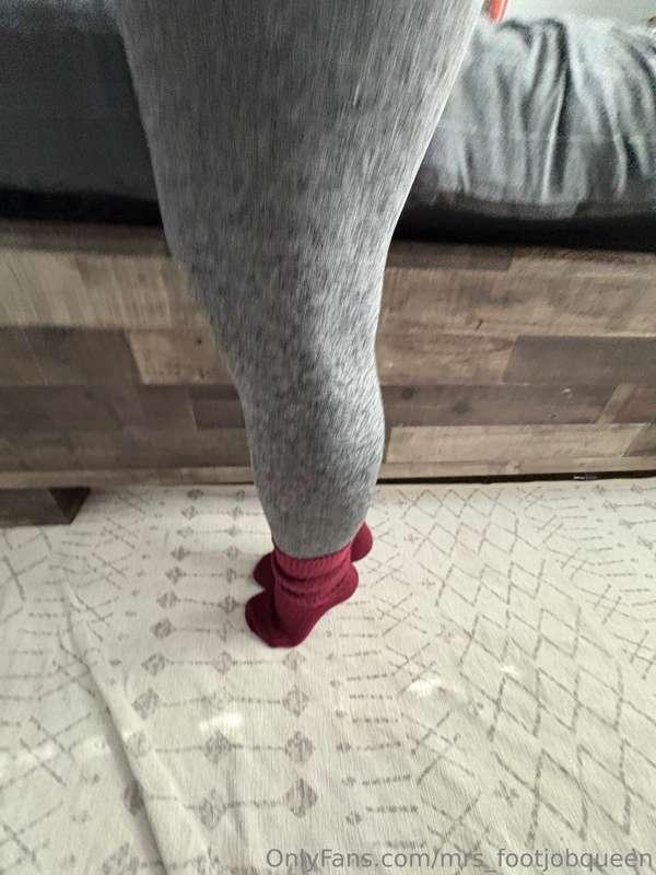 mrs_footjobqueen image #13