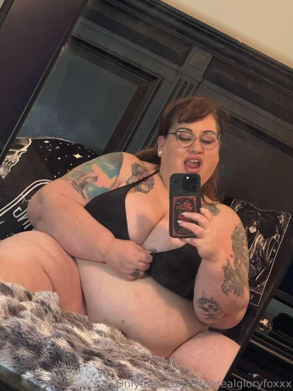 therealgloryfoxxx image #0