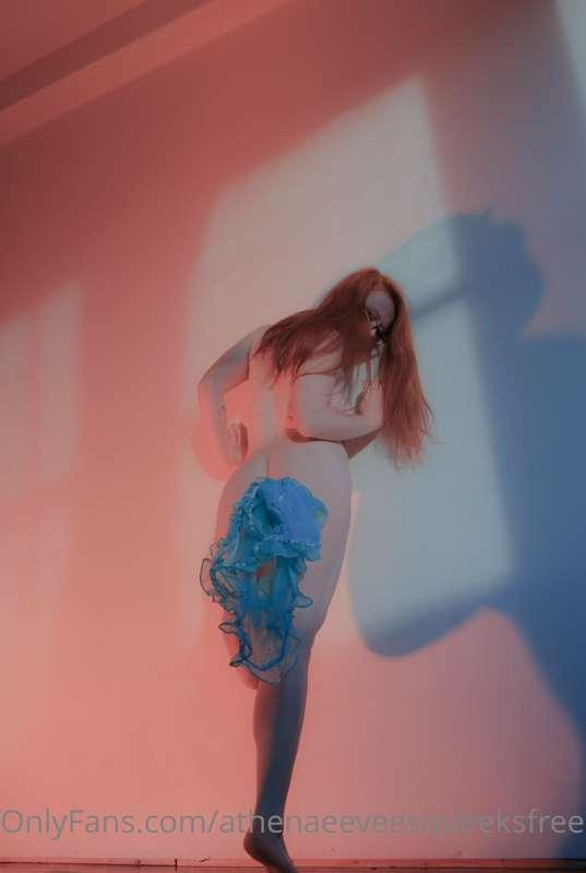 @athenaeeveesqueeks 💌 @athenaeeveesqueeks 
FULL SEX VIDEOS O..