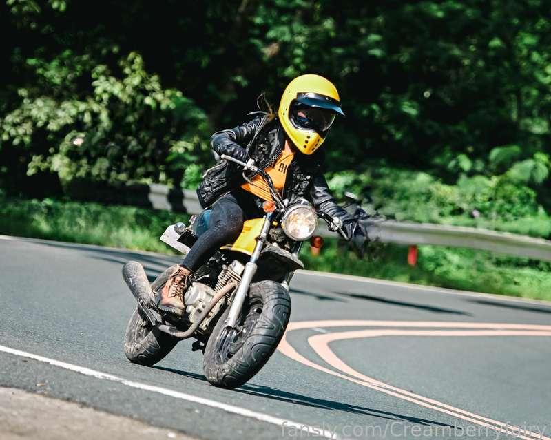 Its meeeeee riding my 2001 bike 50cc


#rider #cute #extrasmall #tiny #taboo #kink #teen #18 #teens #daddysgirl #goddess #petite #asian