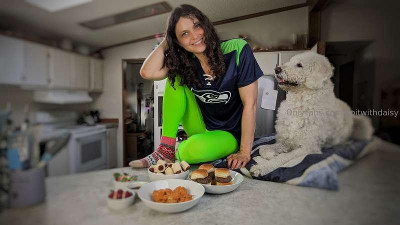 The Super Bowl is next weekend, and I am all ready with the ..