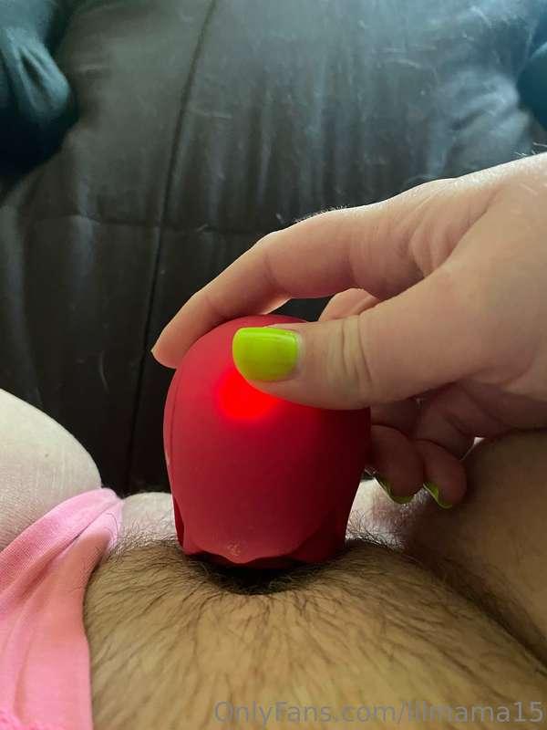 Made myself cum on my lunch break 😍  Comment or message me f..