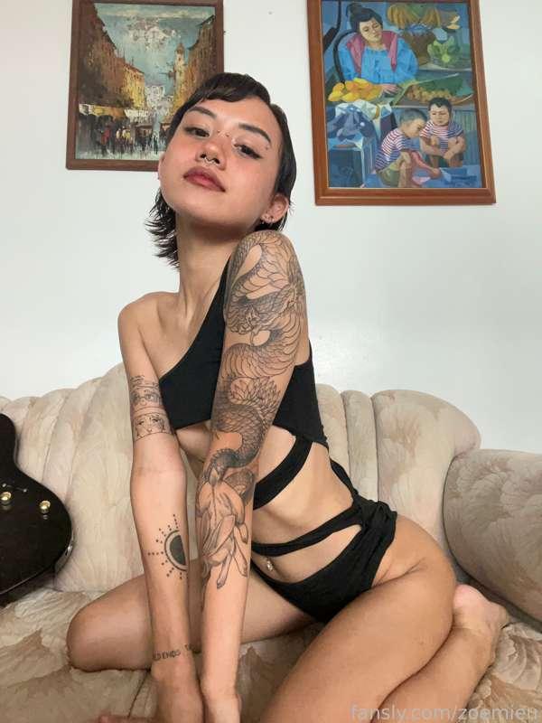 zoemieu image #4