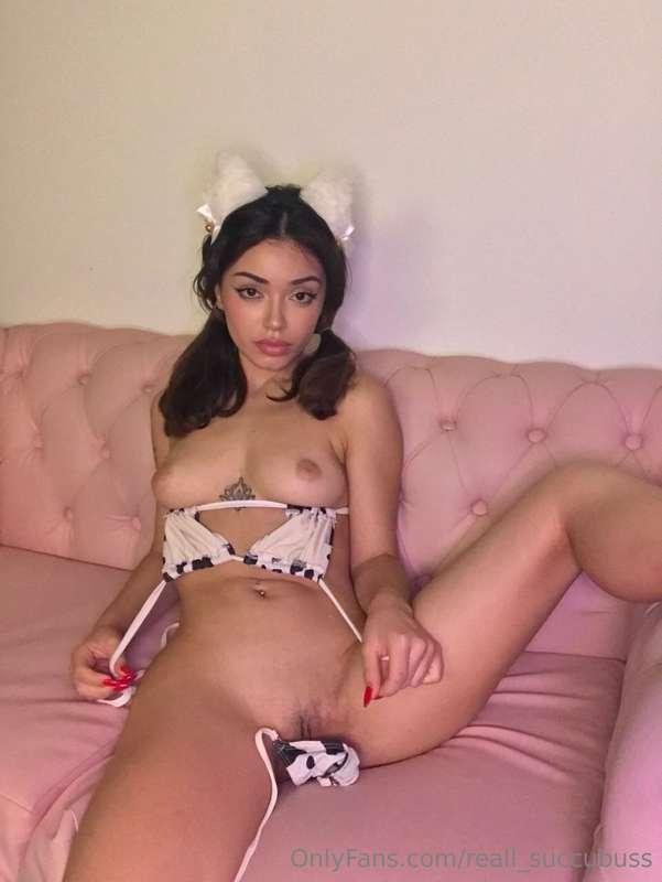 Baby 💞 I @roleplaylily was expelled from university today 😝 ..