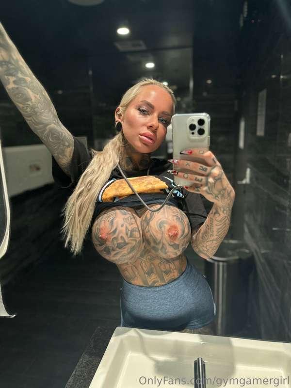 Are you ready for me, baby?😈😉