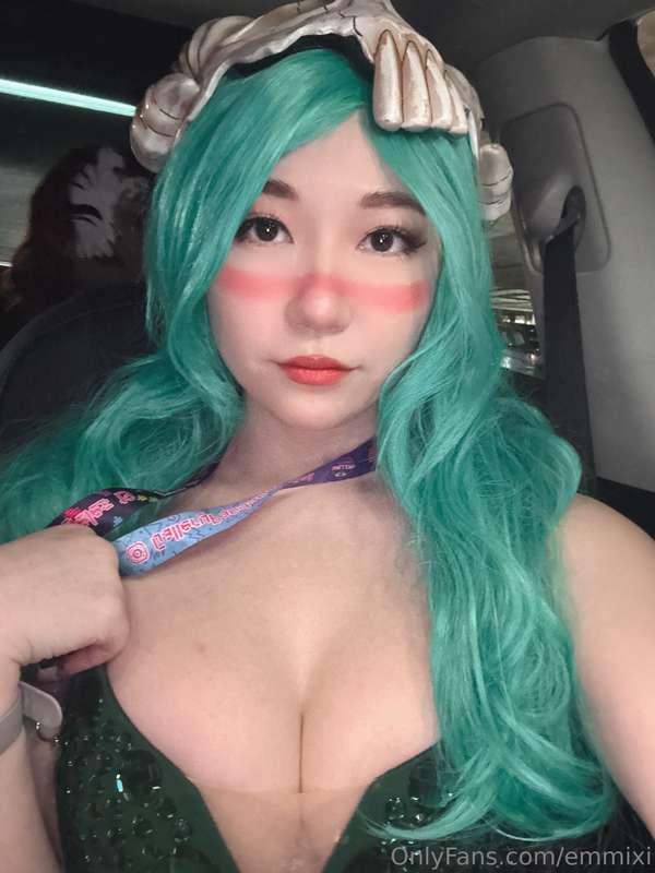 Going to an anime ball event tonight >.< wish me luck! Oh bt..