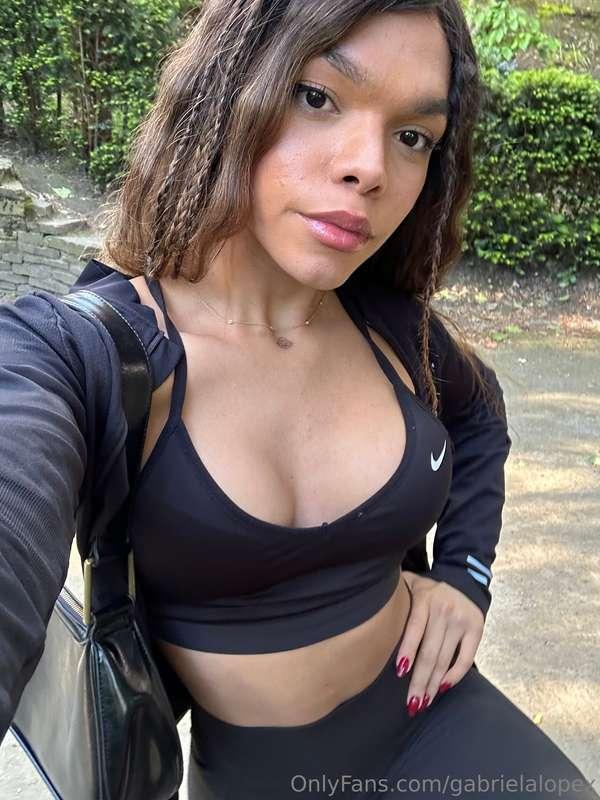 Are you ready for a sexy video today! Hope you will enjoy it..