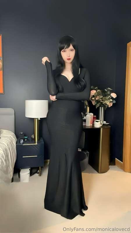 Spooky season with Morticia