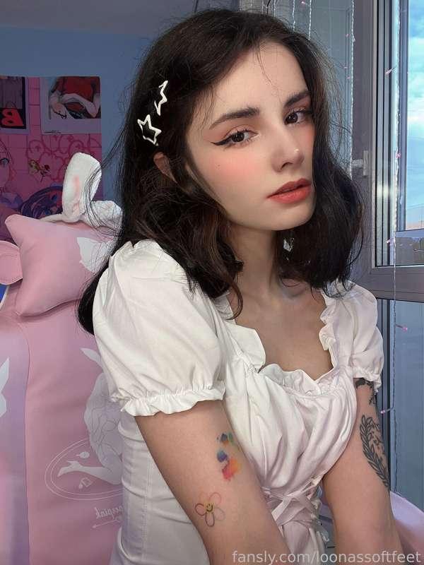 loonassoftfeet image #1