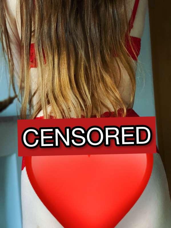 Mein bestes ASS ASS ASS Bild 💋
In red lingerie.. don’t miss ..