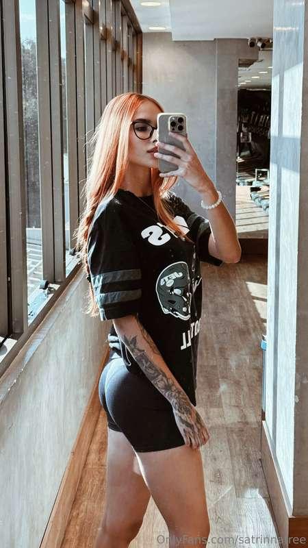 🍑   exclusive content on @satrinna 🔥