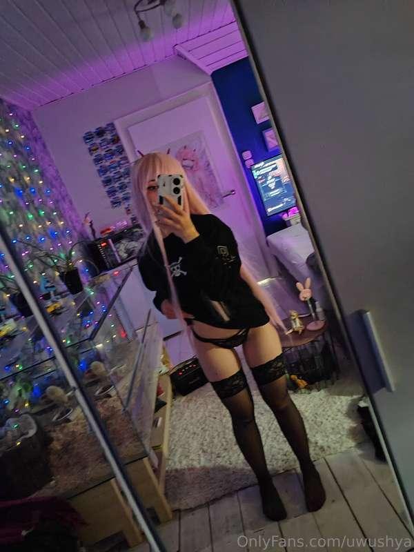 ~Gaming paket jetzt verfügbar!!! ♡ (Oberkörper frei)