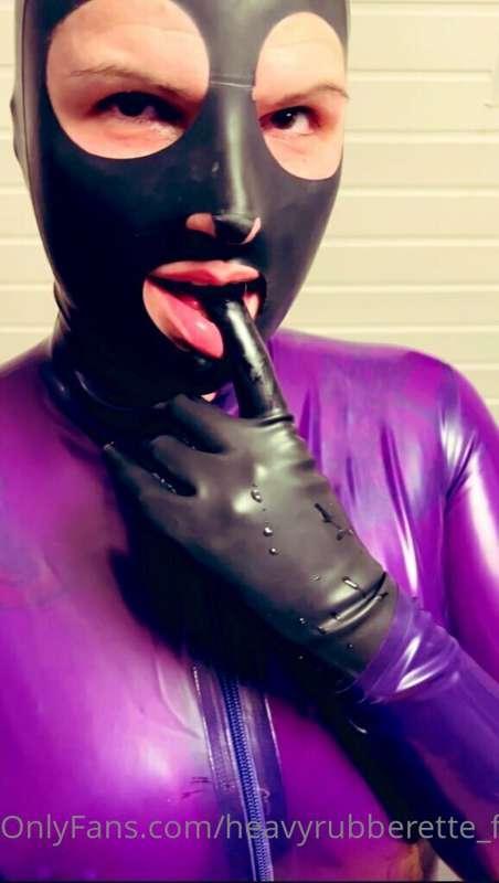 heavyrubberette_free image #2