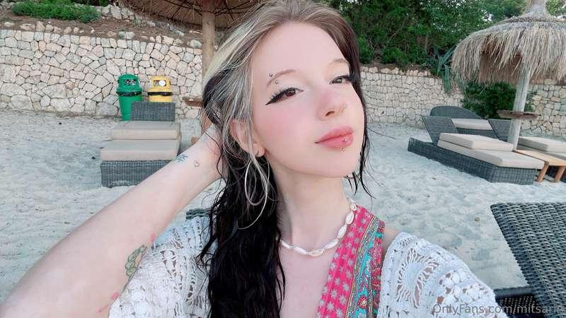 How is ur weekend going? 🥰