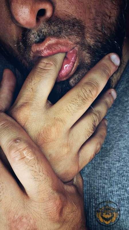 Let's taste eachother 😈