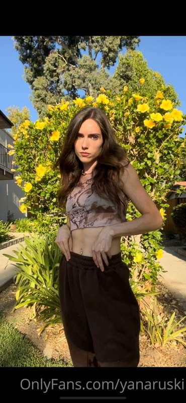 It’s a beautiful LA day ☀️Tell me about yours☺️🙈
