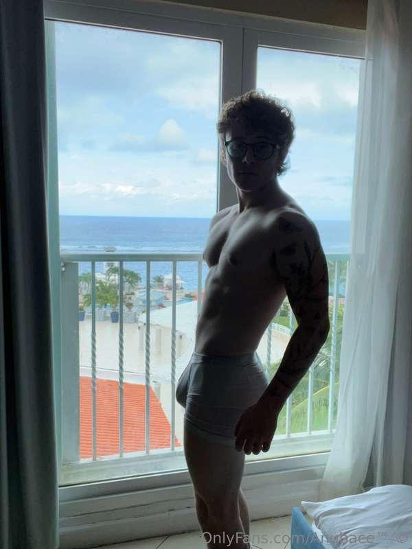 sex on the beach anyone? 🍹