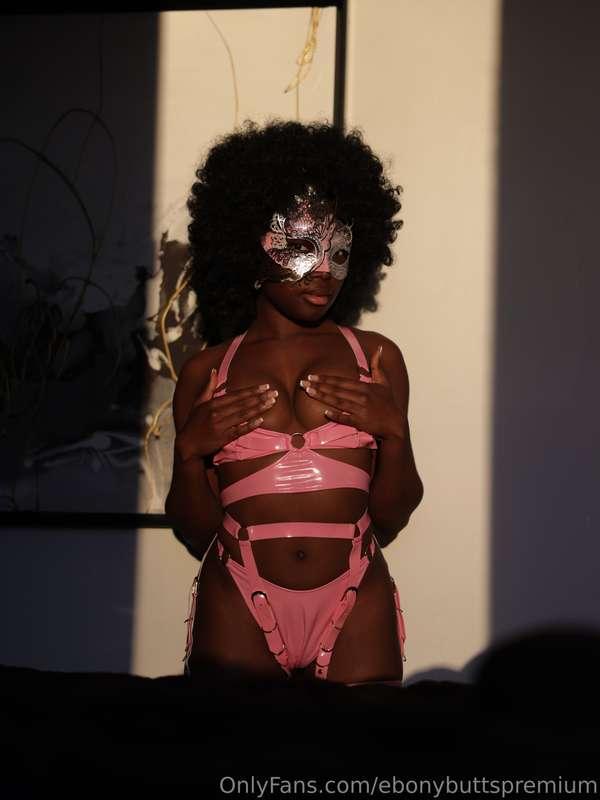 ebonybuttspremium image #8