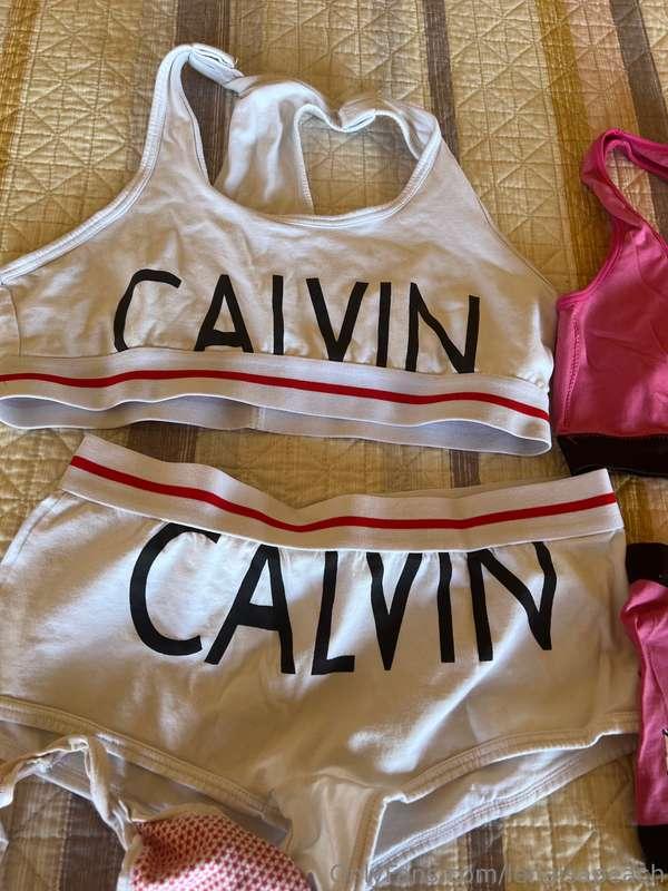 lenaisapeach image #2