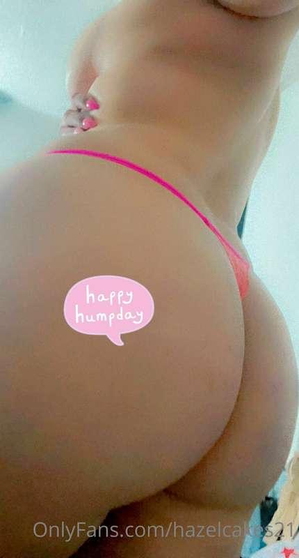 Hows your Humpday so far? Does my ass look too big or just r..