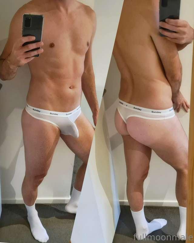 Are you more of a 🍆 or a 🍑 fan!? 🤭