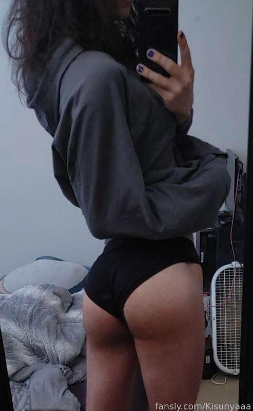 Would you forgive me if I stole your hoodie?  I promise to give it back ♡

#fyp