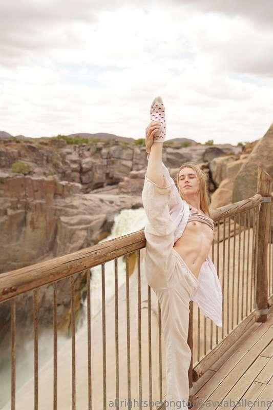 avvaballerina image #1