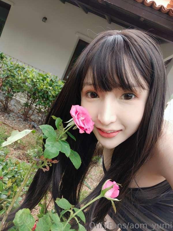 I want to be your first smile of the day 😁