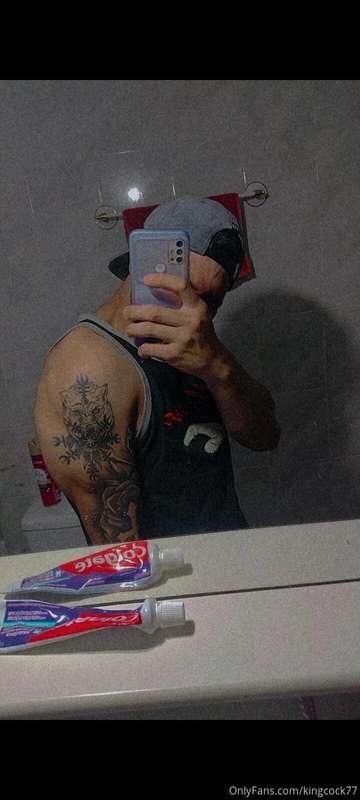 Hello everyone! I'm new here. This is me. If you want to see..