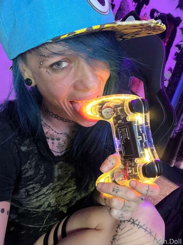 trashdoll image #1