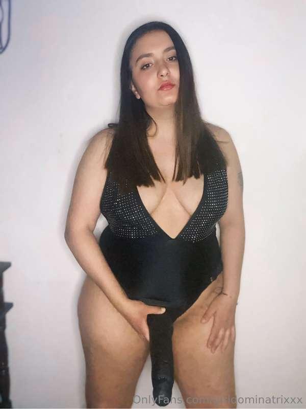 good morning bitch!!! I'm bored, I want to fuck your ass and..