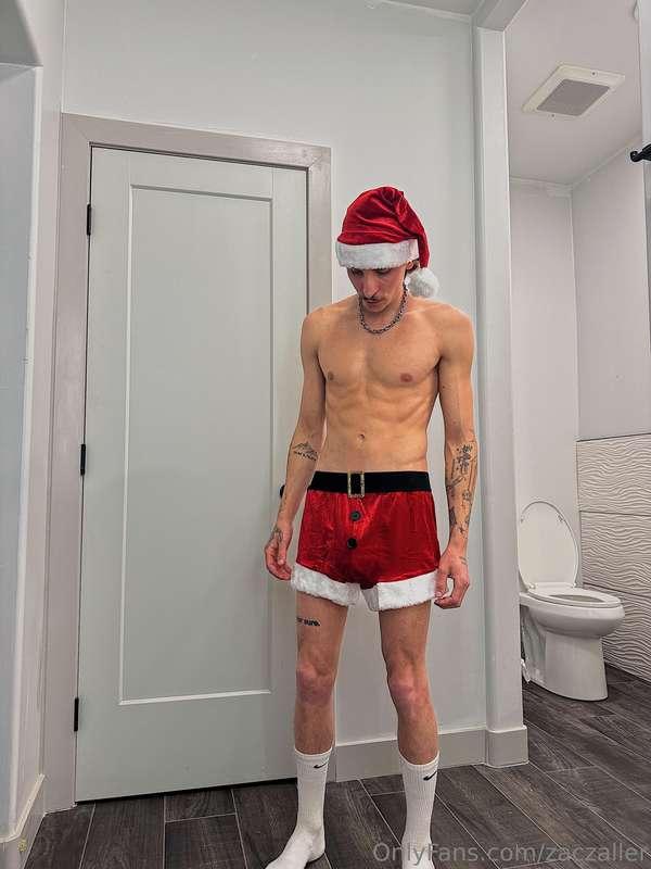 Like this if you'll let me sit on your face 😏