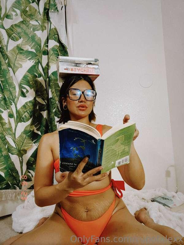 I used to wanna be Daphne but I grew up to be Velma … & it m..
