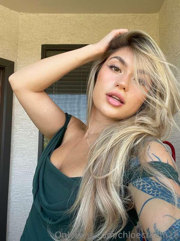 I’m so horny right now daddy 👅 tip me $10 and go check your ..