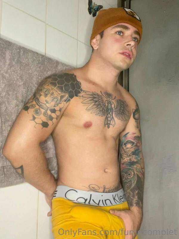 **SALE**  @northem  ❤️❤️
Real porn , grindr experience, orgy..