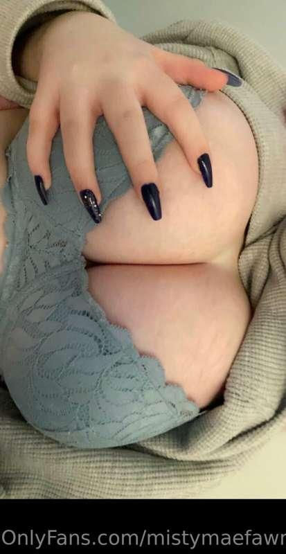 more than a handful ;)

click to see full pic