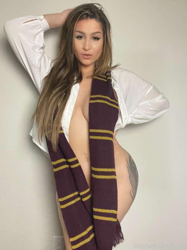 👀