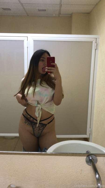 ¿No extrañan el conjunto de esa tanga?😋
