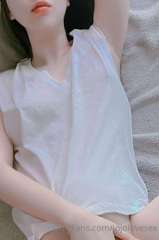 Relaxing time 🥰💦 Will you join me ?